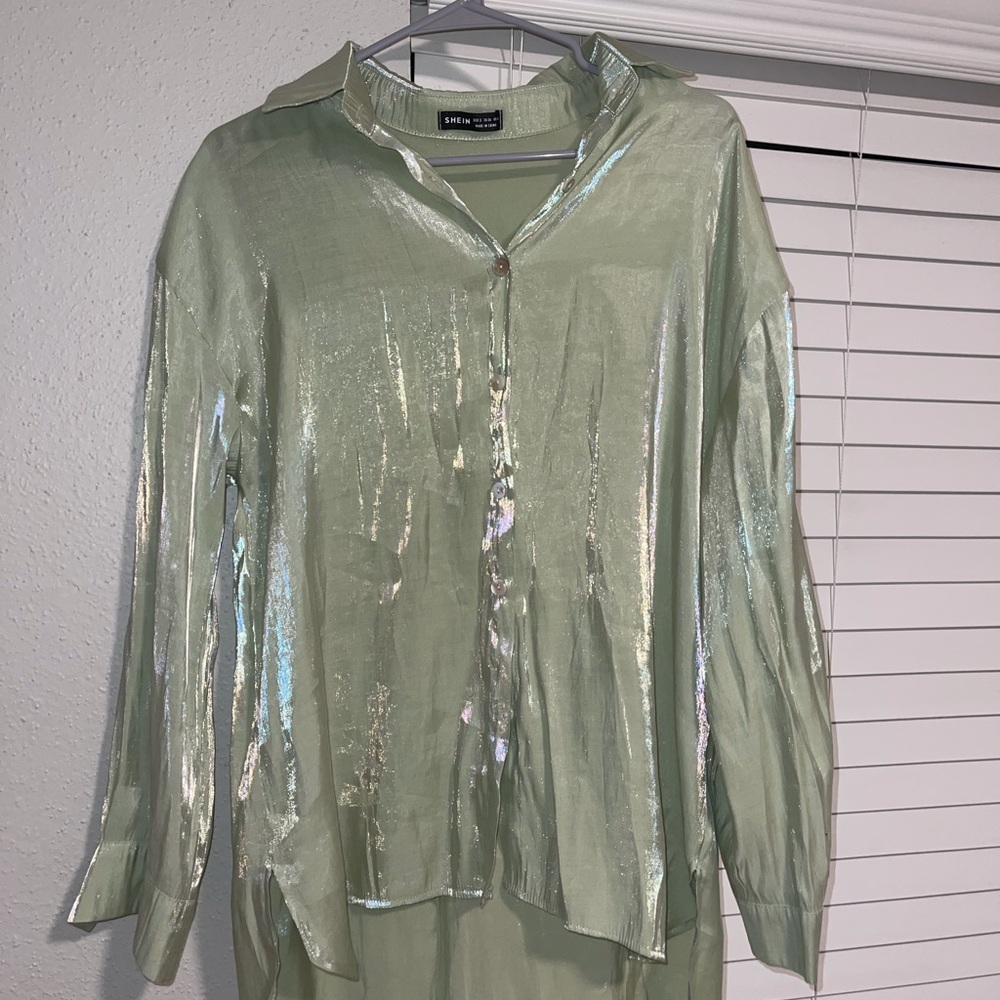 Oversized long sleeve